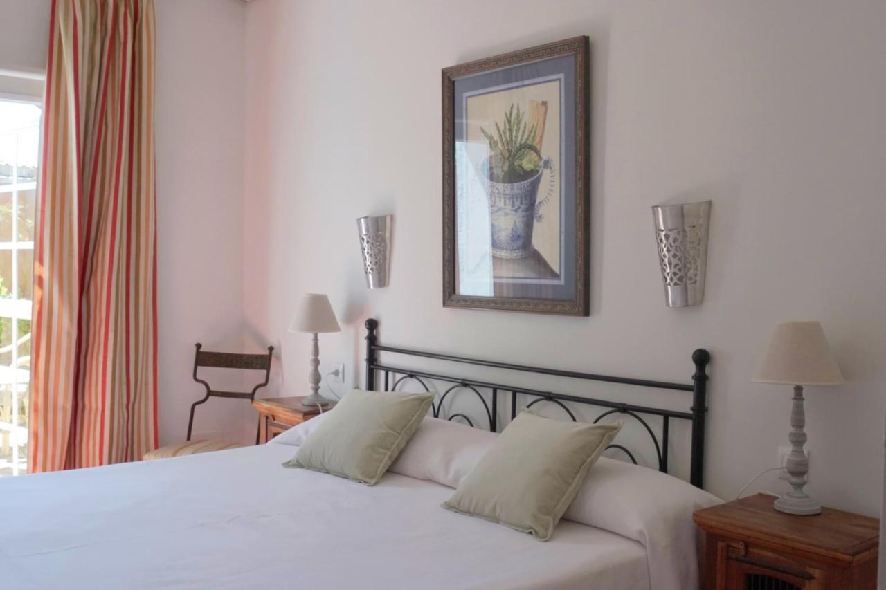 Hotel Madreselva - Grupo Califa Лос Канос де Мека Екстериор снимка