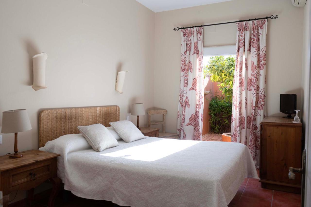 Hotel Madreselva - Grupo Califa Лос Канос де Мека Екстериор снимка