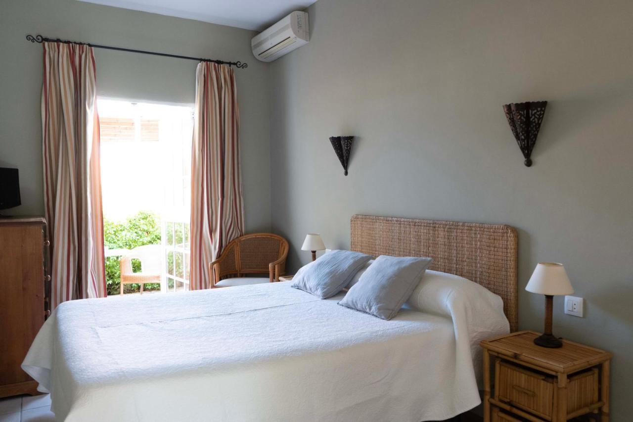Hotel Madreselva - Grupo Califa Лос Канос де Мека Екстериор снимка